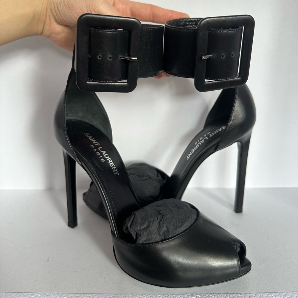 Saint Laurent Size 37 Black Leather Buckle Heel